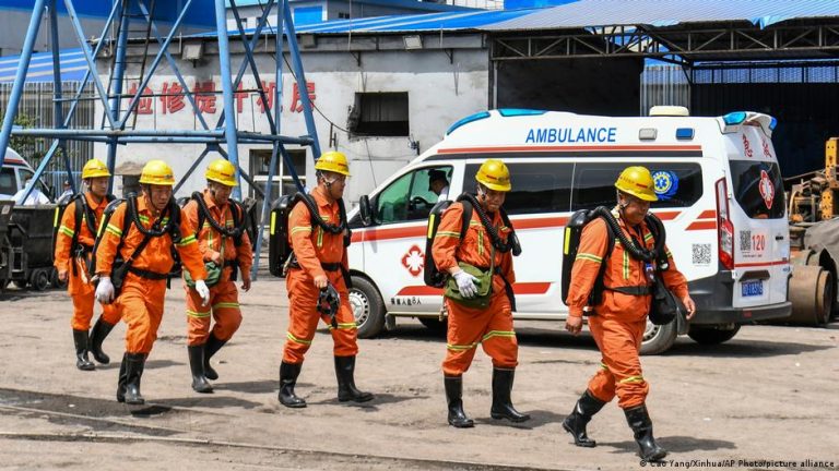 Recherche et enquête en cours après l’explosion d’une mine en Chine.