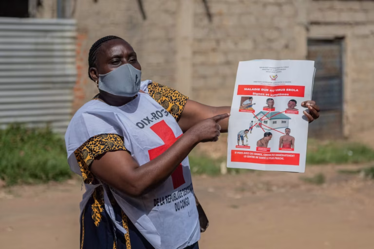 Vaccin contre le virus Ebola : défis de la recherche sur la souche Bundibugyo.