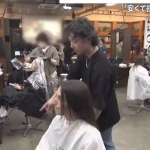 Les salons de coiffure japonais attirent l&rsquo;attention des touristes étrangers pour leur expertise.