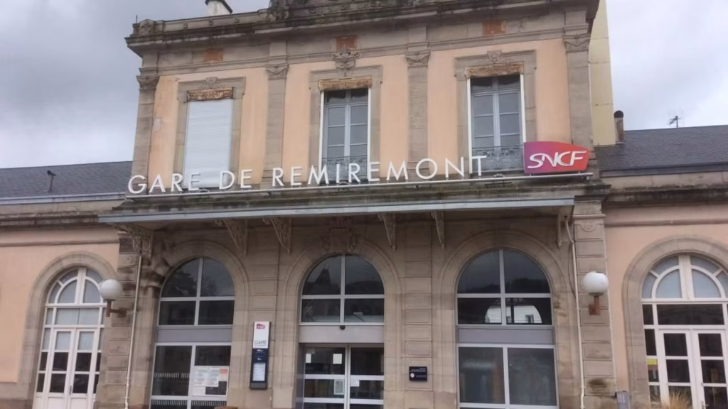 La SNCF met en location des gares sur Leboncoin, une initiative surprenante.
