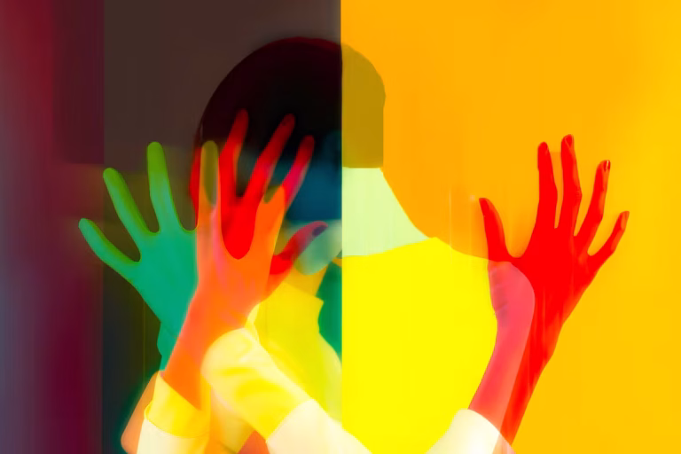 Podcast « Le mal de mère » : Analyse des cicatrices intérieures des filles victimes de violence maternelle.