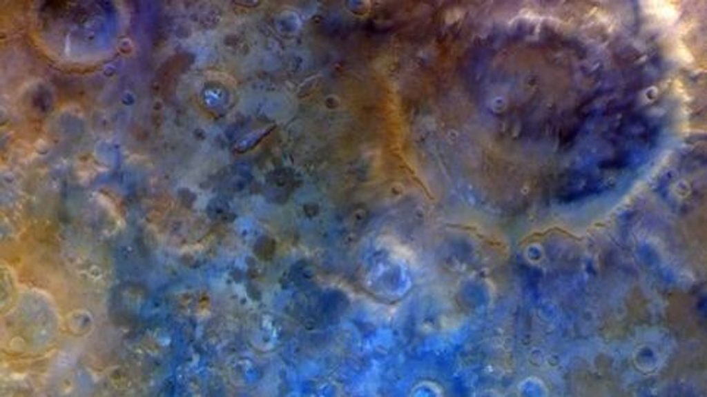Images inédites de Mars révélées par la sonde Psyche de la NASA.