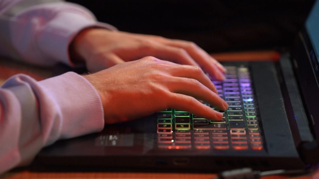 Les métiers de la cybersécurité en forte demande dans les entreprises technologiques en Europe