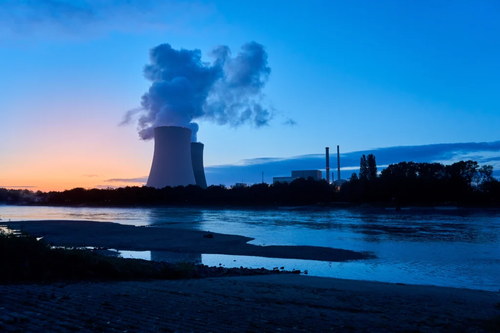 IA et centrale nucléaire : optimisation du réacteur à la distribution d’énergie en France