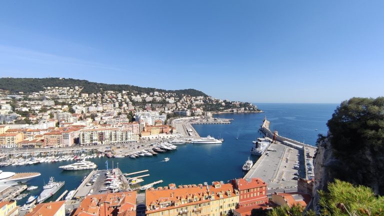 Nouveau port à Nice : Eric Ciotti relance un projet controversé à l’ouest de la ville.