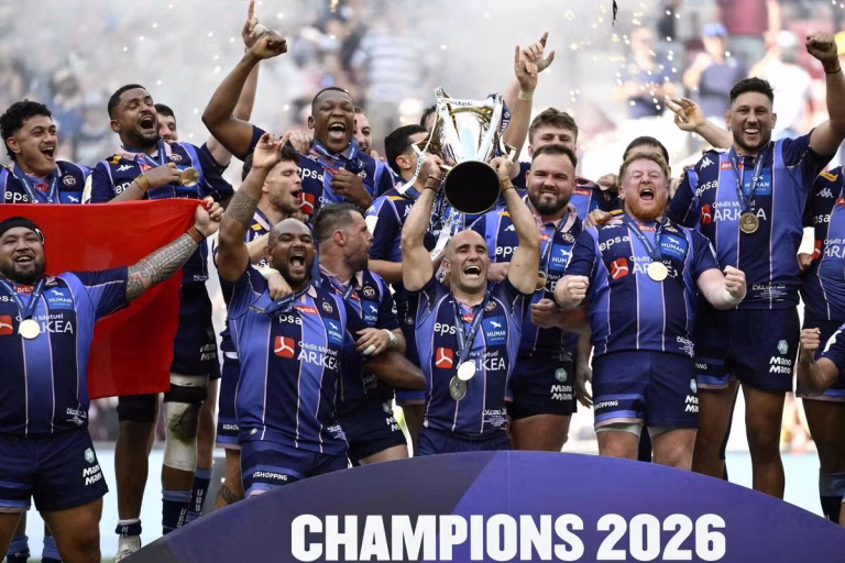 L’Union Bordeaux-Bègles remporte la Champions Cup en battant le Leinster 41-19.