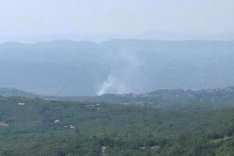 Un écobuage mal surveillé provoque un incendie à Tourrettes, Alpes-Maritimes