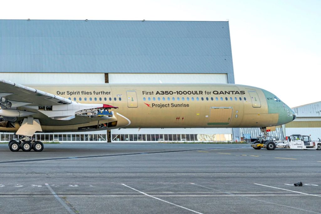 Qantas annonce un nouveau retard dans la livraison des A350 du projet Sunrise.