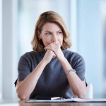 Comment maintenir sa motivation dans le secteur immobilier en période de ralentissement ?