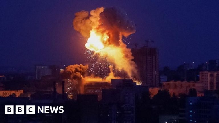 Attaque russe à grande échelle en Ukraine : quatre morts et de nombreux blessés.