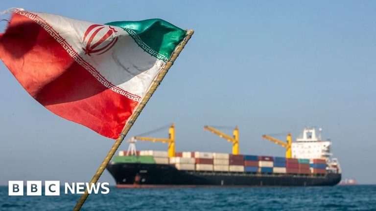 Les États-Unis mènent de nouvelles frappes sur un site militaire iranien.