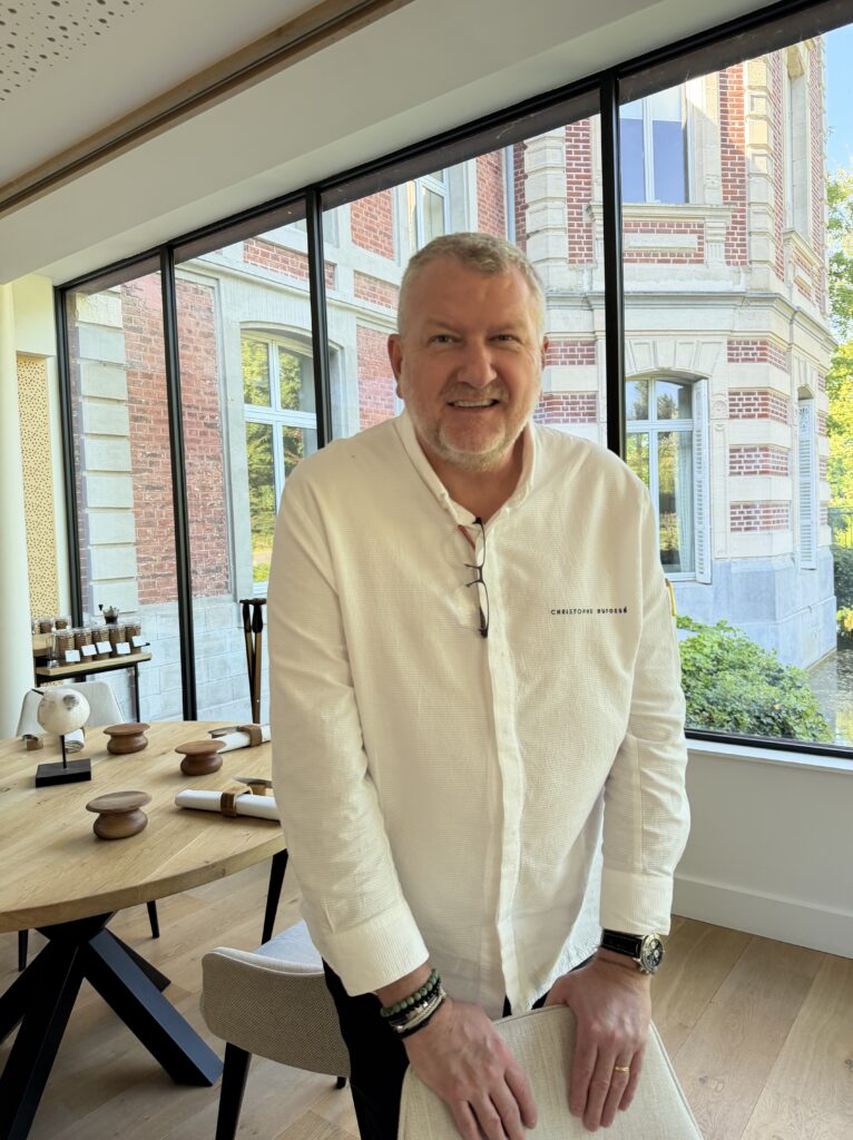 Gilles Pudlowski analyse les tendances culinaires en France et leur influence sur la gastronomie.