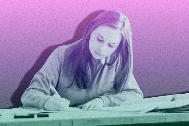 Lycéennes : évaluation des défis de la filière scientifique pour concilier travail et famille