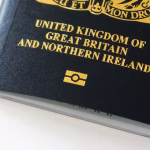 Augmentation du coût du passeport en France : une mesure controversée pour les usagers