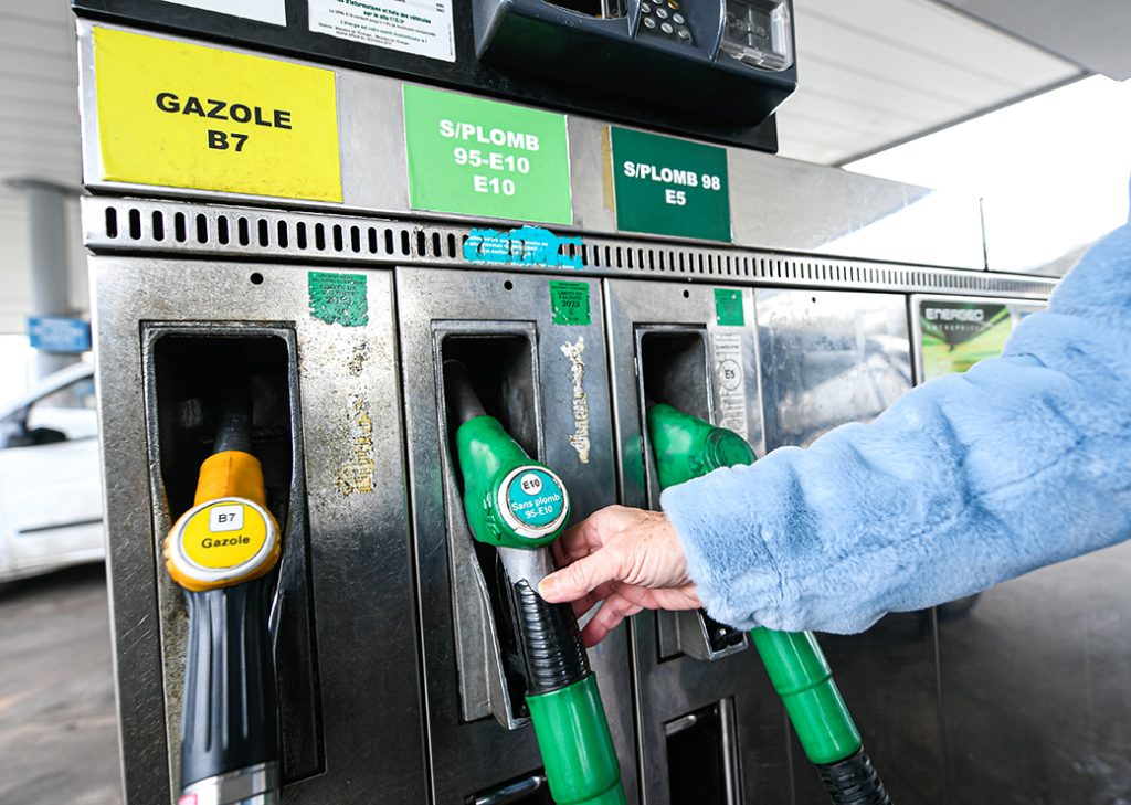 Crise du carburant : un nouveau paquet de mesures pour les agents publics concernés