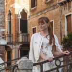Les essentiels de la garde-robe de printemps selon Louise Grenadine pour 2023.