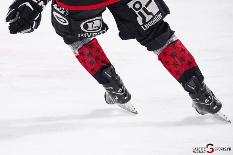 Ligue Magnus : Les Gothiques recrutent un attaquant prometteur pour la saison.