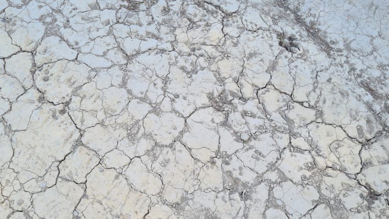 Alpes-Maritimes : le préfet appelle à se préparer à un été chaud et sec.