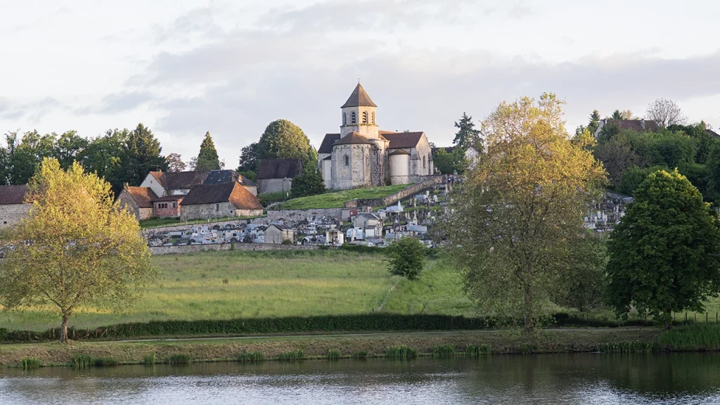 L’Europe investit dans les marchés et les écoles en Limousin lors du Joli Mois de Mai.