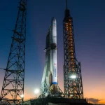 Jeff Bezos relance la fusée New Glenn de Blue Origin après l’incident d’un satellite.