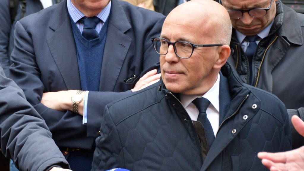 Éric Ciotti propose un nouveau terrain pour la construction de la prison de Nice dans la plaine du Var.