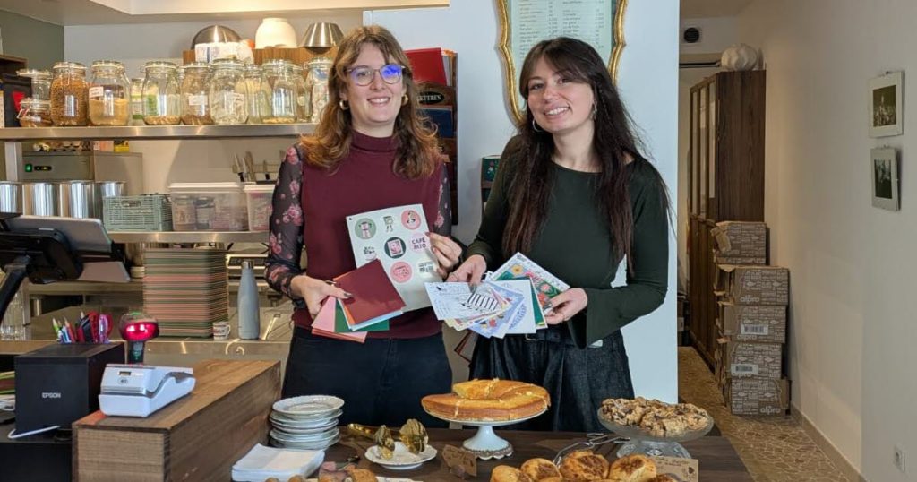 Le Café Mio à Lyon propose une lettre à envoyer en 2028 ou 2029.