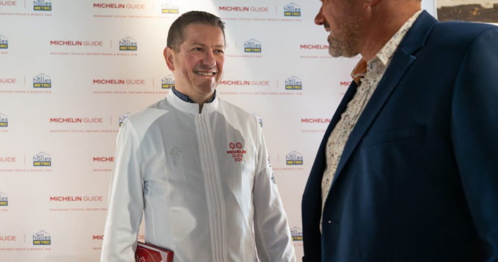 Frédéric Doucet, chef double étoilé, évoque son retour à la réalité après le succès.
