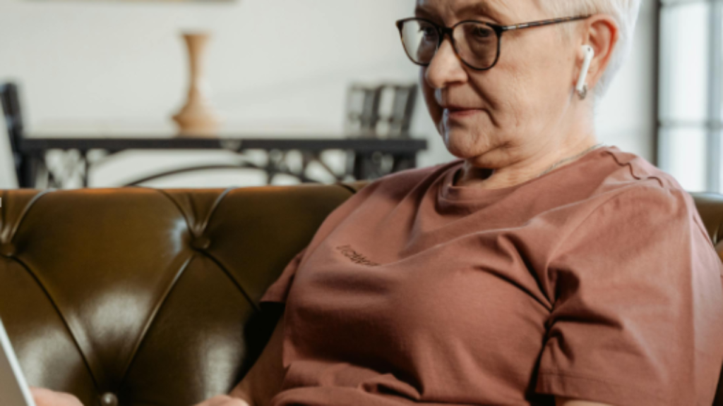 Une intelligence artificielle pour seniors développée par des chercheurs européens bientôt déployée.