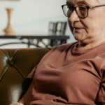 Une intelligence artificielle pour seniors développée par des chercheurs européens bientôt déployée.