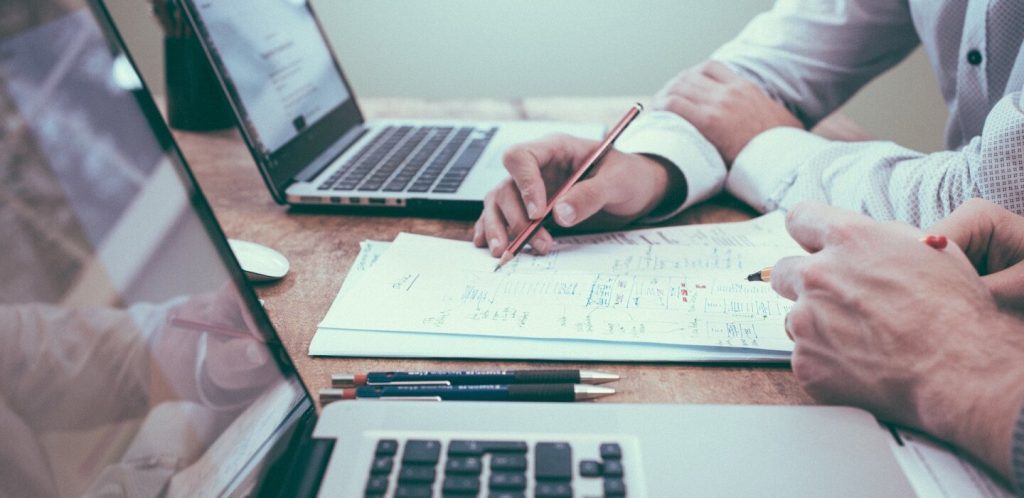 La grande transmission nécessite l’expertise des professionnels du patrimoine en France.