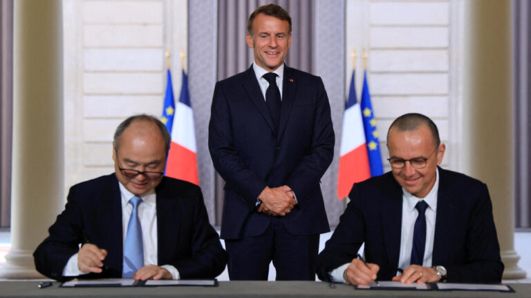 Amazon et IA : investissements record annoncés dans la sidérurgie lors du Sommet Choose France.