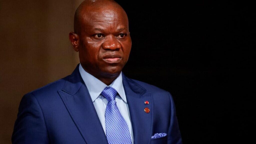 Gabon : Brice Oligui Nguema annonce sa volonté de bâtir le pays devant le Parlement.