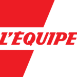 Le Stade Français restructure son équipe et améliore ses performances sportives.
