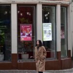 La Russie impose l’élimination des mots étrangers, y compris sur les panneaux « open ».