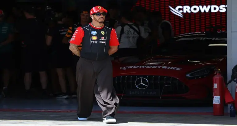 Lewis Hamilton exprime des préoccupations sur la sécurité en F1, suscitant des inquiétudes dans le paddock.