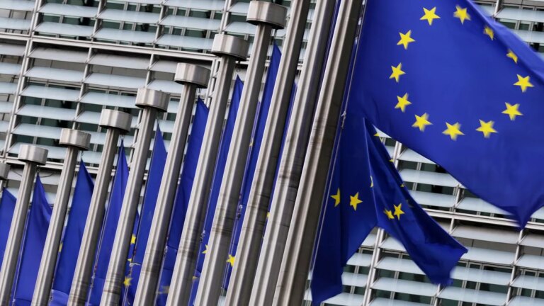 La loi européenne sur le cloud et l’IA suscite des réactions divergentes parmi les États membres.