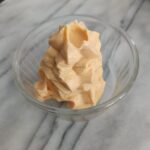 Recette de crème glacée à l&rsquo;abricot réalisée avec la swirl Ninja par Gigi en cuisine