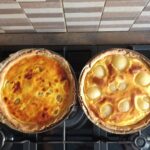 Recette de tartes aux abricots et poires au combi Ninja dans une cuisine moderne.