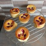 Recette de petits gâteaux aux framboises préparés avec un robot Ninja en cuisine