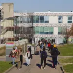 Un professeur d’université à Lyon suspendu 18 mois pour des propos antisémites.
