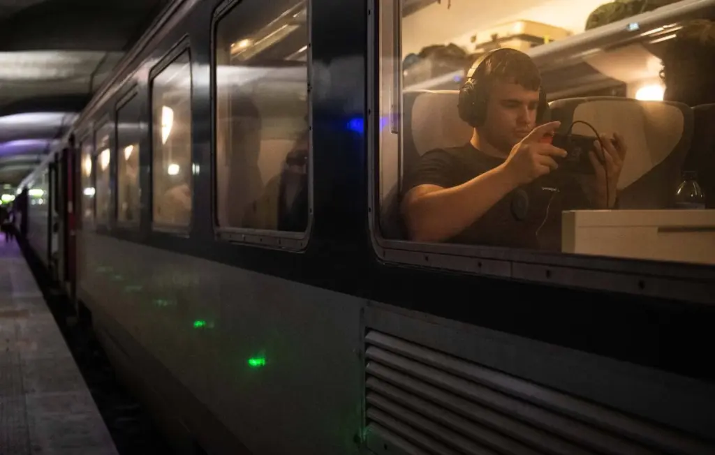 Retour du train de nuit dans le Grand Ouest : une initiative pour relier des régions oubliées.