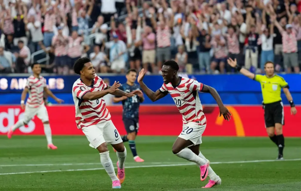 Coupe du monde : Balogun marque pour la victoire de l’équipe du Nigeria contre le Paraguay.
