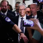Bill Gates déclare devant le Congrès qu’il ignorait les crimes de Jeffrey Epstein.