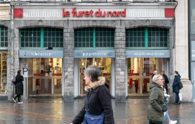 Furet du Nord et Decitre demandent leur redressement judiciaire face à des difficultés financières.