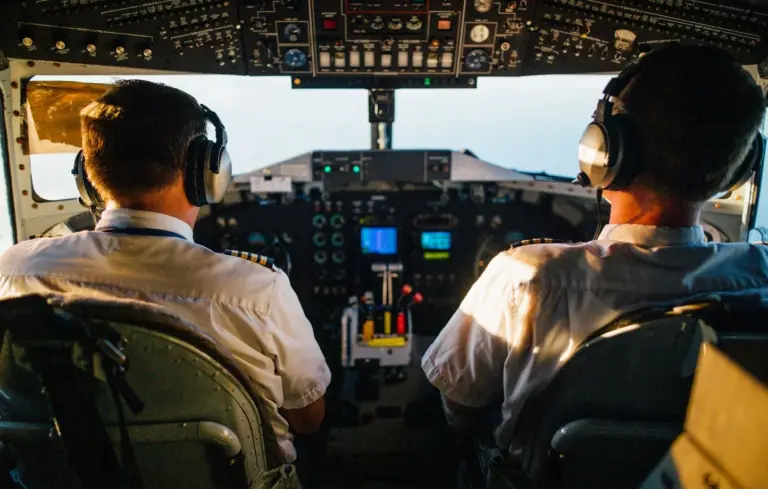 Pilote de ligne condamné après un test positif à la cocaïne à l’aéroport de Nice