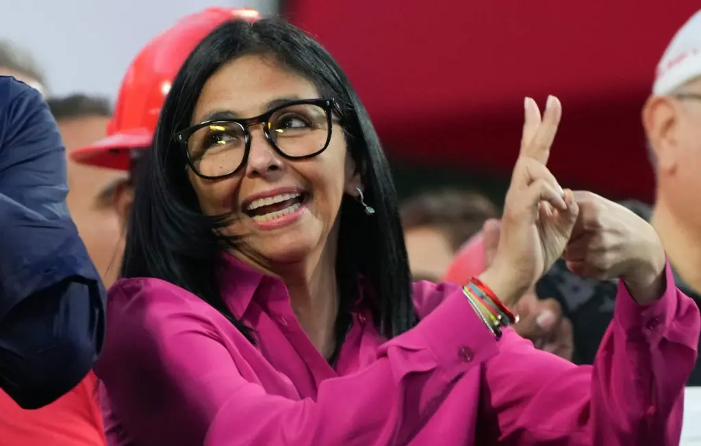 Delcy Rodríguez prend les rênes du Venezuela après la chute de Maduro.