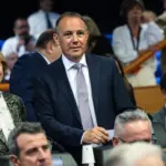 Le président de la métropole Aix-Marseille critique l&rsquo;État et les modèles métropolitains.