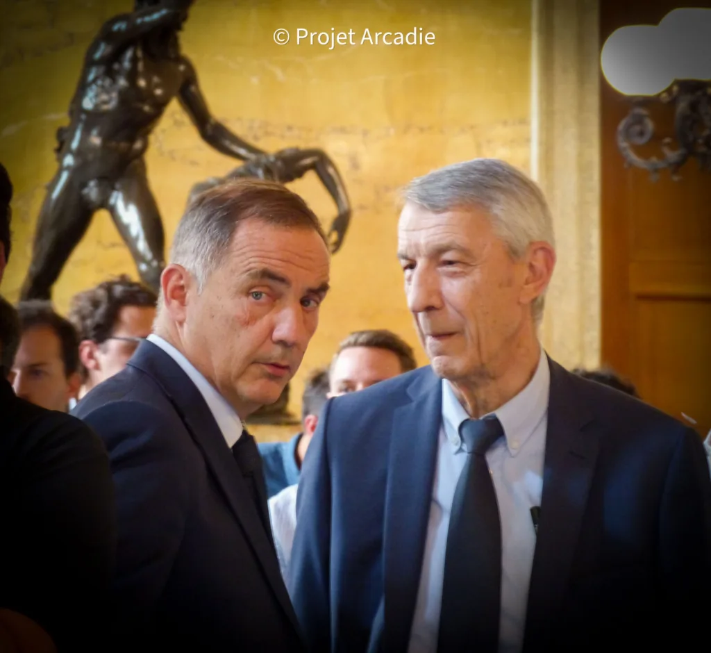Corse : Vers une autonomie accrue avec le soutien du gouvernement français en débat.