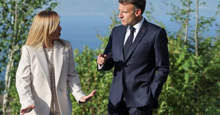 Macron et Meloni renforcent leur coopération lors de leur premier sommet officiel