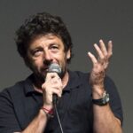Patrick Bruel présenté à un juge pour des accusations de violences sexuelles ce mercredi matin.